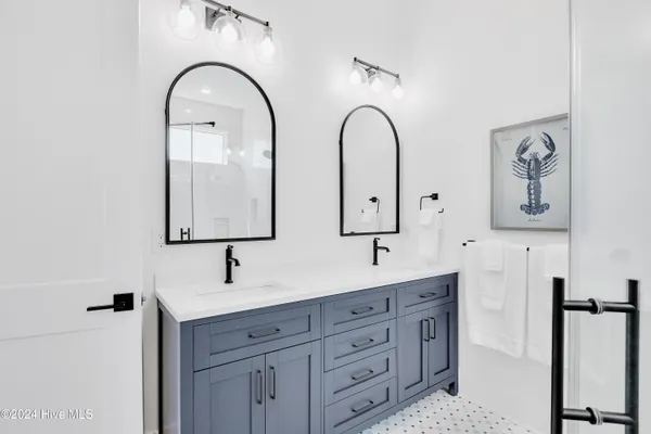 $3,200,000 | 8703 Ocean View Drive, Unit EAST, Emerald Isle, NC 28594