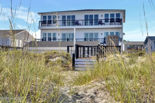 $3,200,000 | 8703 Ocean View Drive, Unit EAST, Emerald Isle, NC 28594