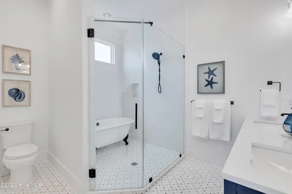 $3,200,000 | 8703 Ocean View Drive, Unit EAST, Emerald Isle, NC 28594
