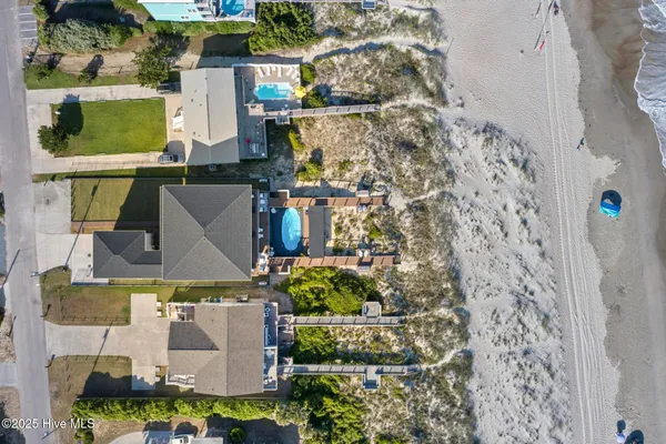 $3,200,000 | 8703 Ocean View Drive, Unit EAST, Emerald Isle, NC 28594