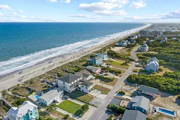 $3,200,000 | 8703 Ocean View Drive, Unit EAST, Emerald Isle, NC 28594