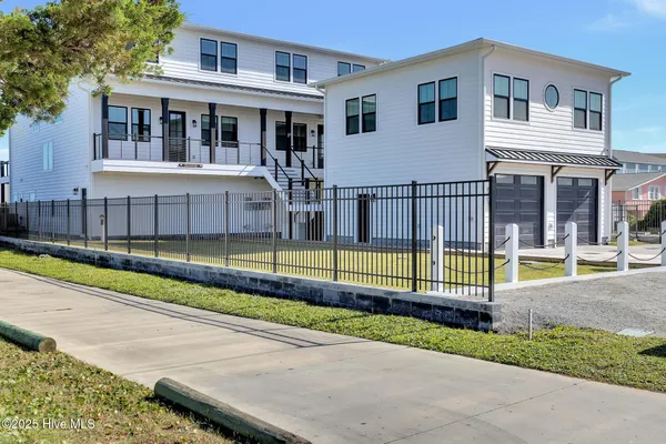 $3,200,000 | 8703 Ocean View Drive, Unit EAST, Emerald Isle, NC 28594