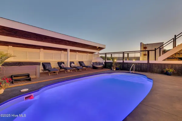 $3,200,000 | 8703 Ocean View Drive, Unit EAST, Emerald Isle, NC 28594