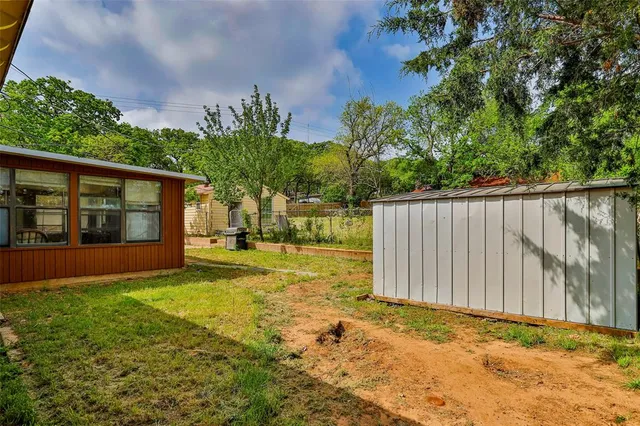 $345,000 | 1420 Lake Shore Drive, Fort Worth, TX 76103