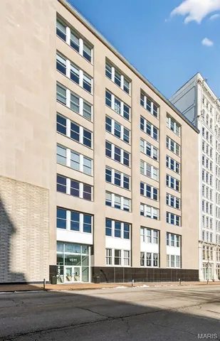 $130,000 | 1511 Locust Street, Unit 410, St. Louis, MO 63103