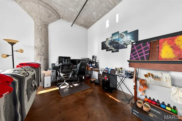 $130,000 | 1511 Locust Street, Unit 410, St. Louis, MO 63103