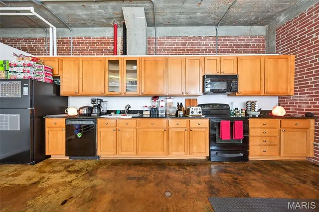 $130,000 | 1511 Locust Street, Unit 410, St. Louis, MO 63103