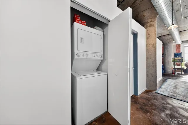 $130,000 | 1511 Locust Street, Unit 410, St. Louis, MO 63103