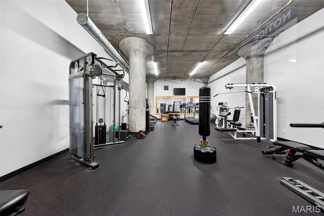 $130,000 | 1511 Locust Street, Unit 410, St. Louis, MO 63103