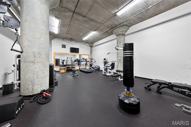 $130,000 | 1511 Locust Street, Unit 410, St. Louis, MO 63103