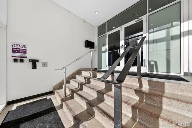 $130,000 | 1511 Locust Street, Unit 410, St. Louis, MO 63103