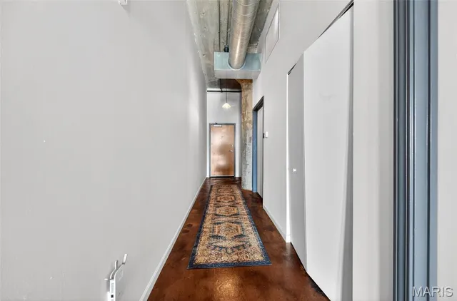 $130,000 | 1511 Locust Street, Unit 410, St. Louis, MO 63103