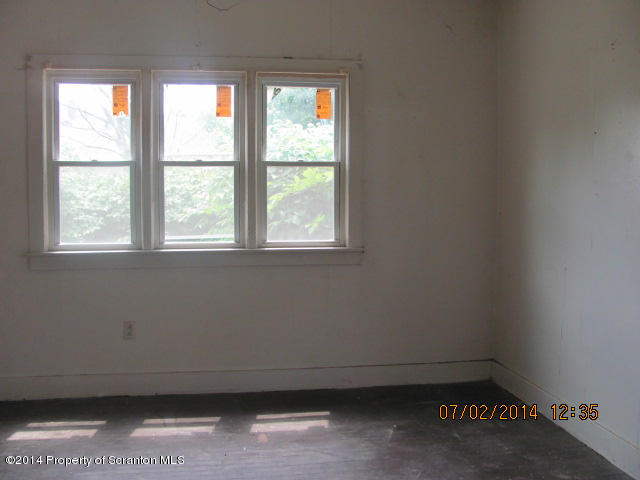 618 Main Street Moosic, PA 18507 - Photo 11 of 18 Gallery Image 11