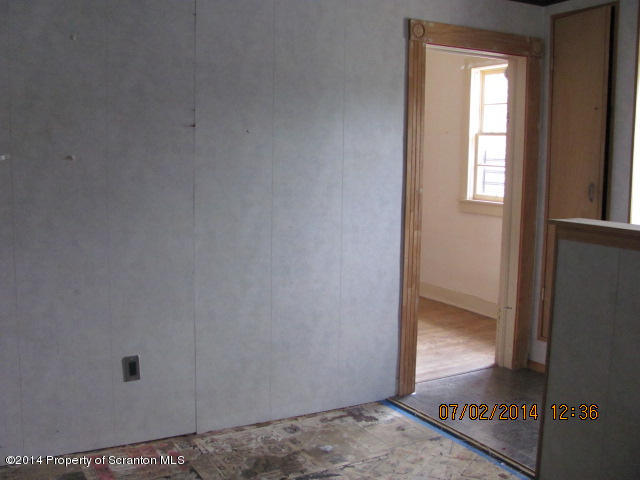 618 Main Street Moosic, PA 18507 - Photo 13 of 18 Gallery Image 13