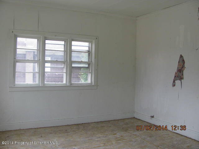 618 Main Street Moosic, PA 18507 - Photo 14 of 18 Gallery Image 14