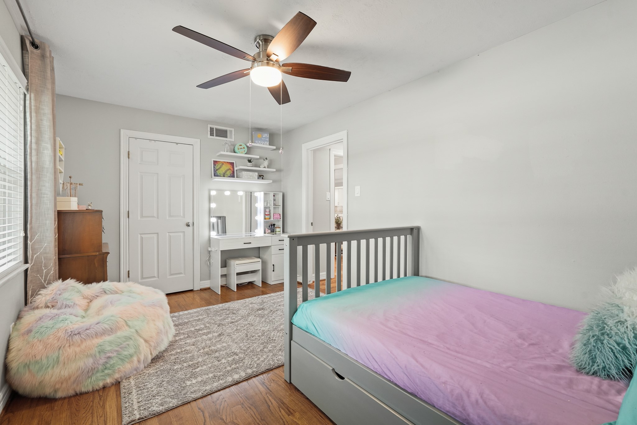 5242 Sanford Road Houston, TX 77035 - Photo 23 of 34