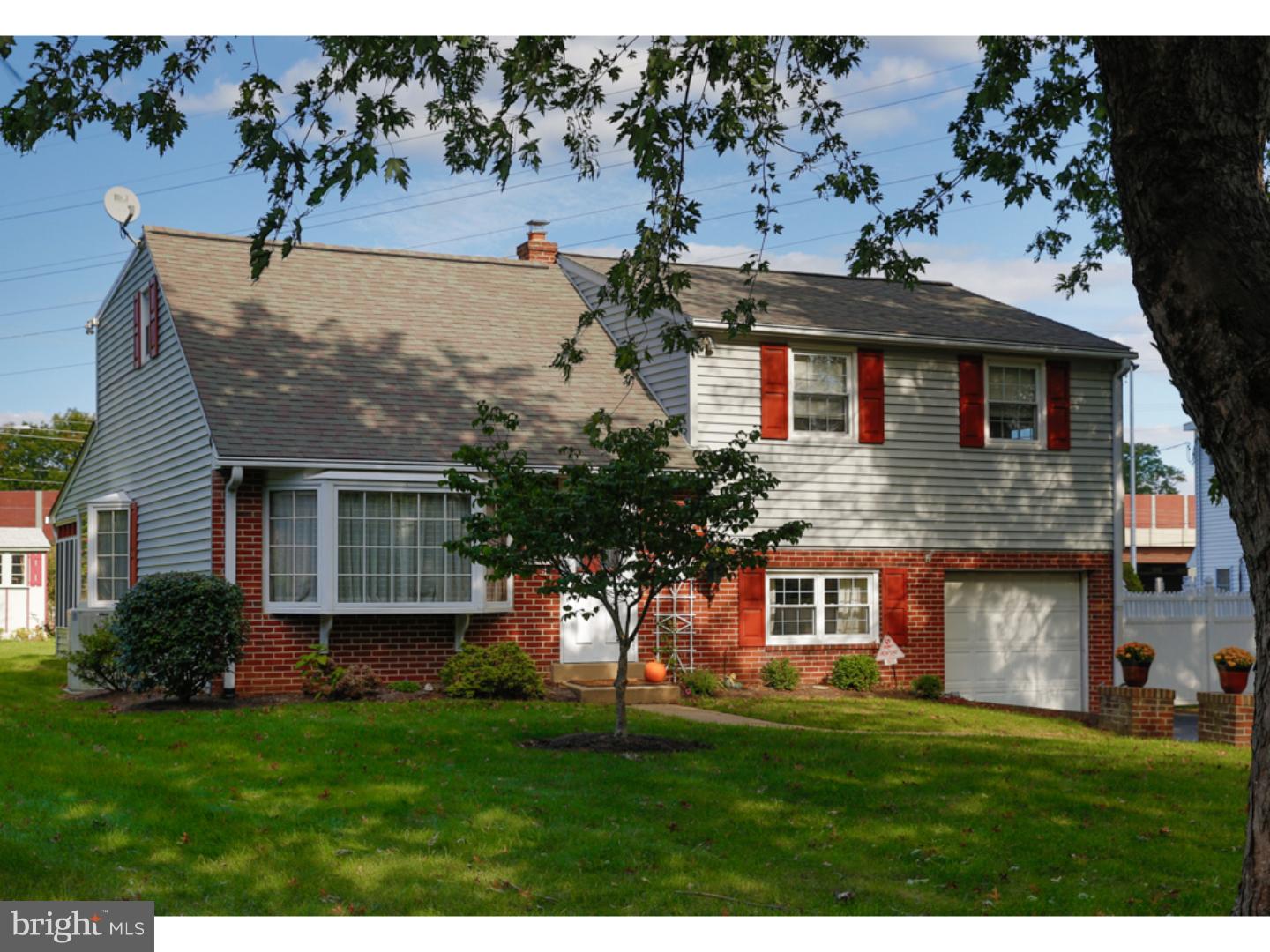1905 Hemlock Road Flourtown, PA 19031 - Photo 1 of 17 Gallery Image 1