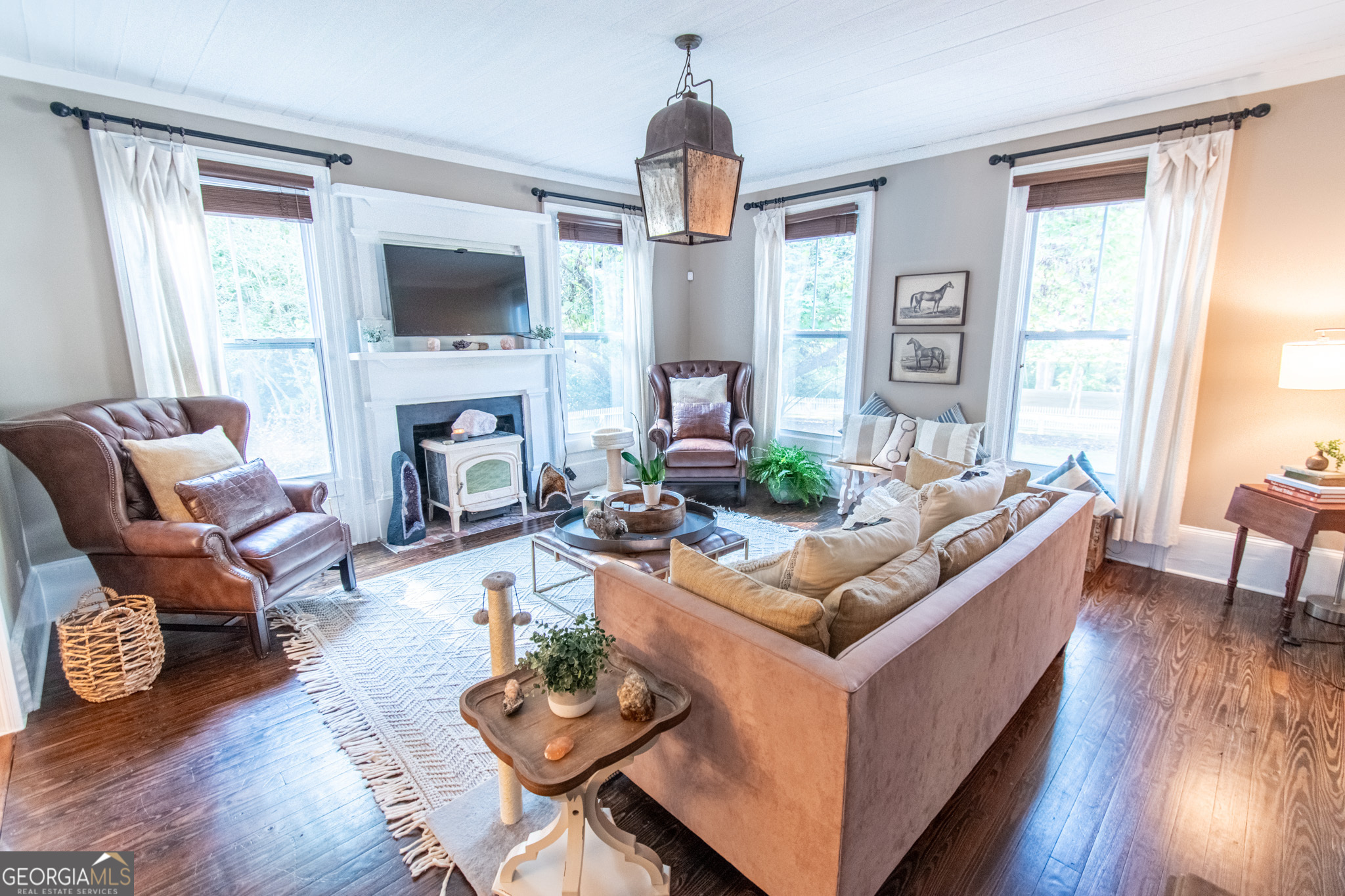 1651 Mergendollar Road Good Hope, GA 30641 - Photo 6 of 152 Living Room