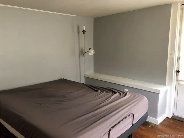 $1,295 | 144 Wetmore Avenue, Unit 1, Winchester, CT 06098