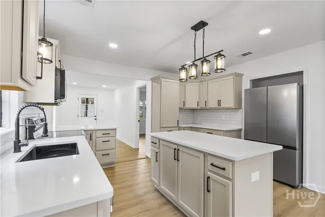 $305,000 | 1510 East 56th Street, Savannah, GA 31404