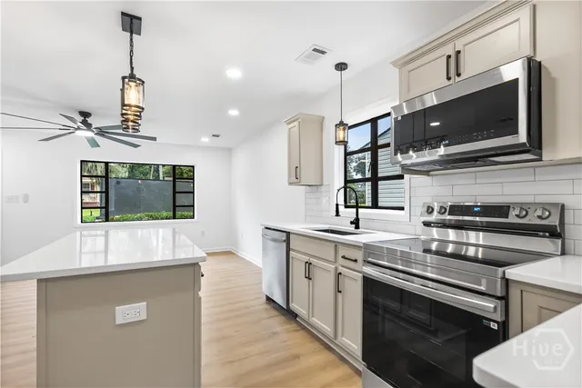 $305,000 | 1510 East 56th Street, Savannah, GA 31404