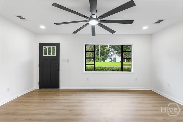 $305,000 | 1510 East 56th Street, Savannah, GA 31404