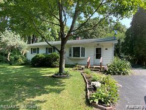 22481 Bohn Road Belleville, MI 48111 - Photo 1 of 21