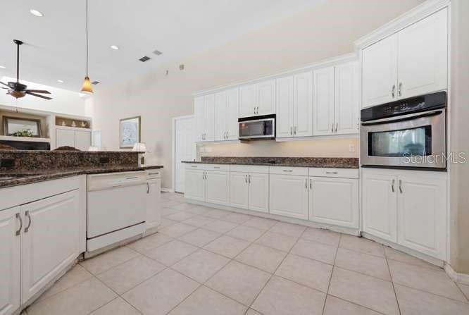 4208 Southwest 96 Drive Gainesville, FL 32608 - Photo 7 of 50