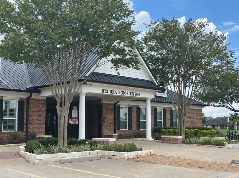 326 Ralston Ranch Court Richmond, TX 77469 - Photo 28 of 28 A modern recreation center serves as the hub for community activities and gatherings.
