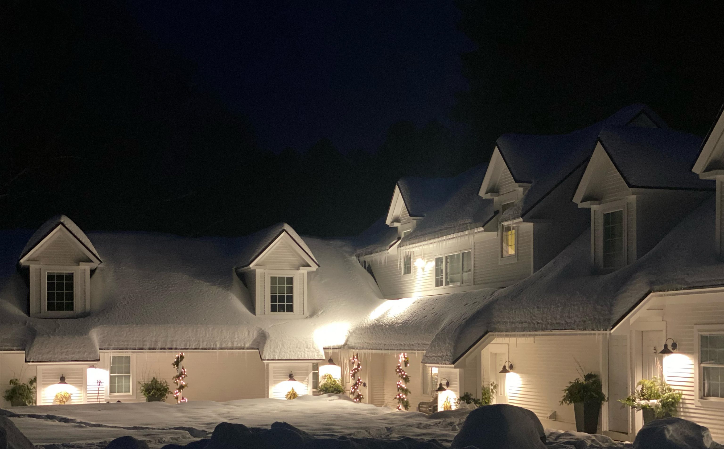 1457 Mountain Road, Unit 1 Stowe, VT 05672 - Photo 1 of 13 Gallery Image 1