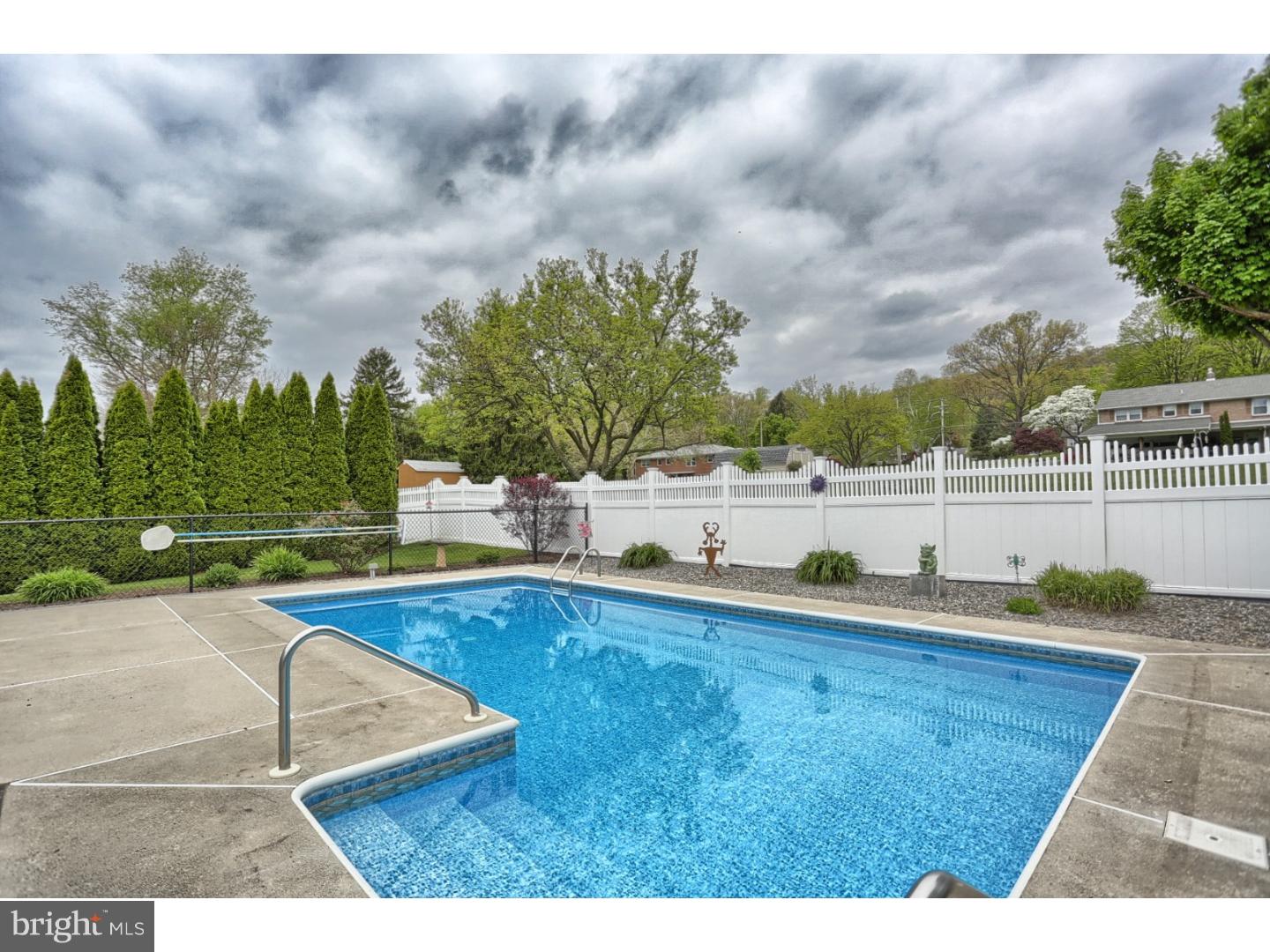 1105 Pepper Ridge Drive Reading, PA 19606 - Photo 8 of 25