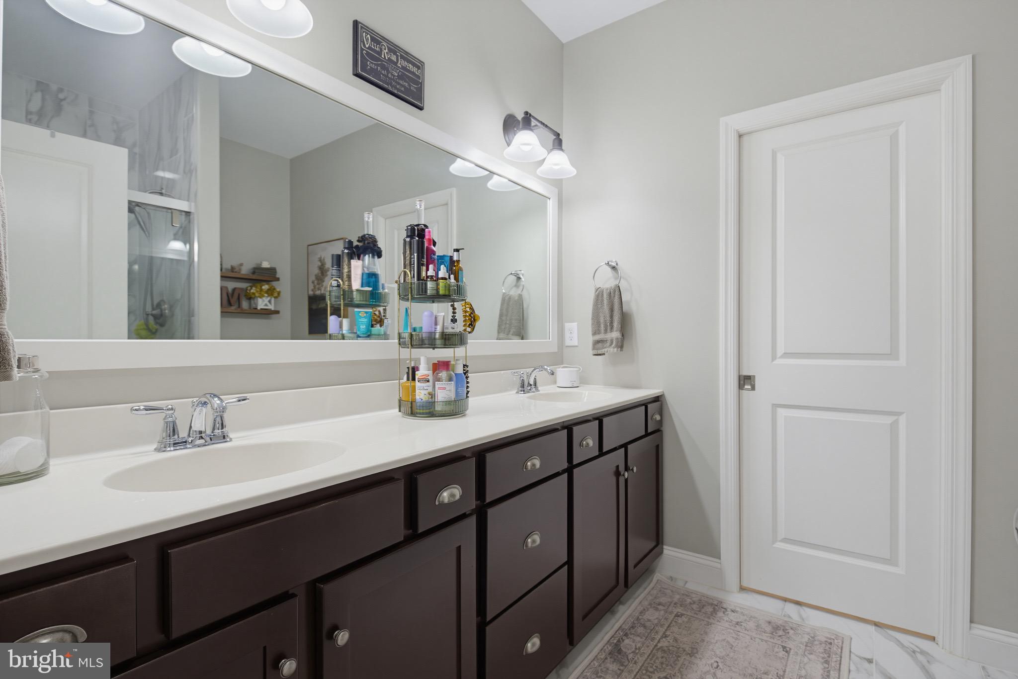 347 English Ivy Drive Lititz, PA 17543 - Photo 18 of 41