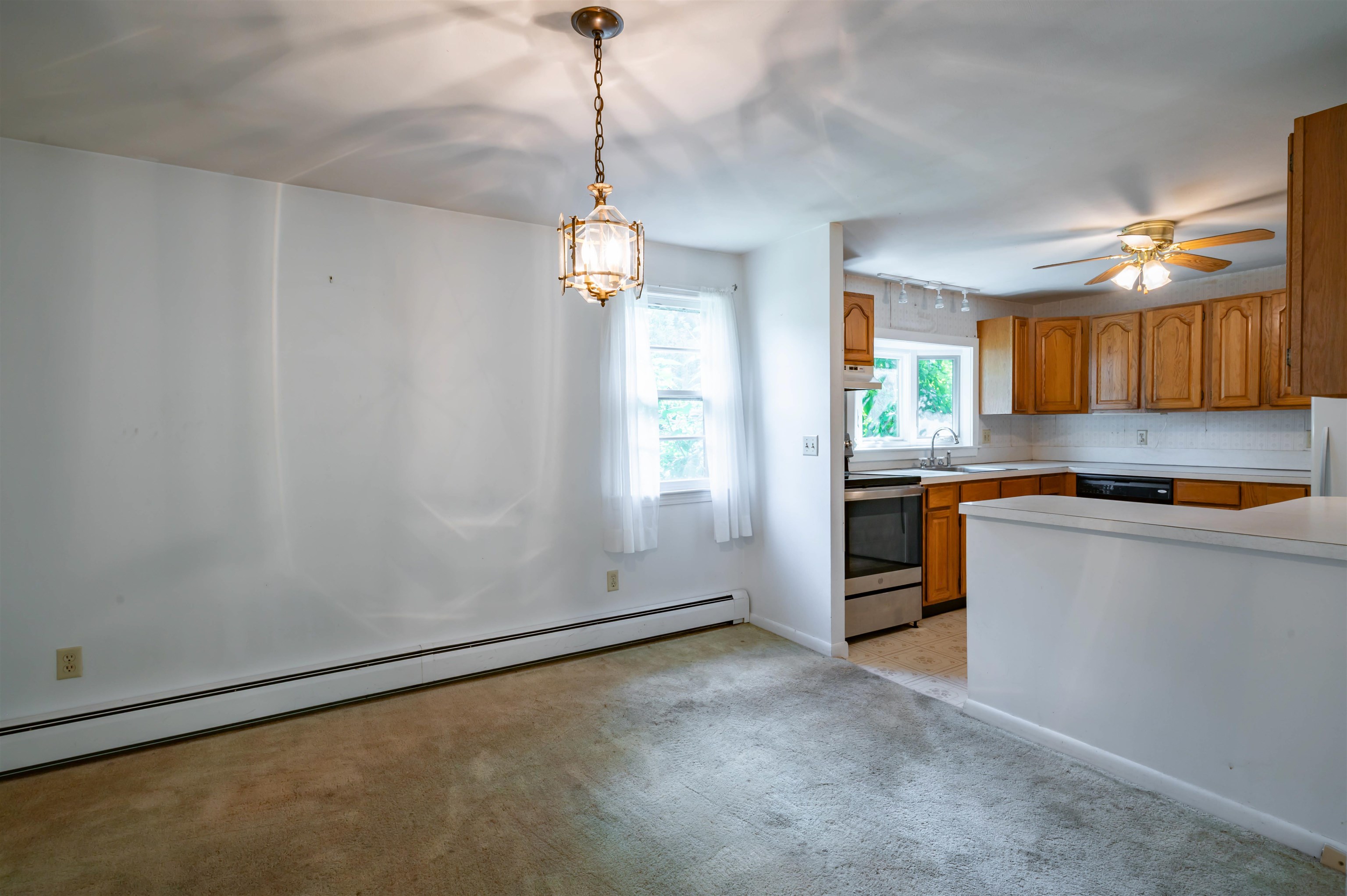 136 Maple Avenue Atkinson, NH 03811 - Photo 18 of 43 Gallery Image 18