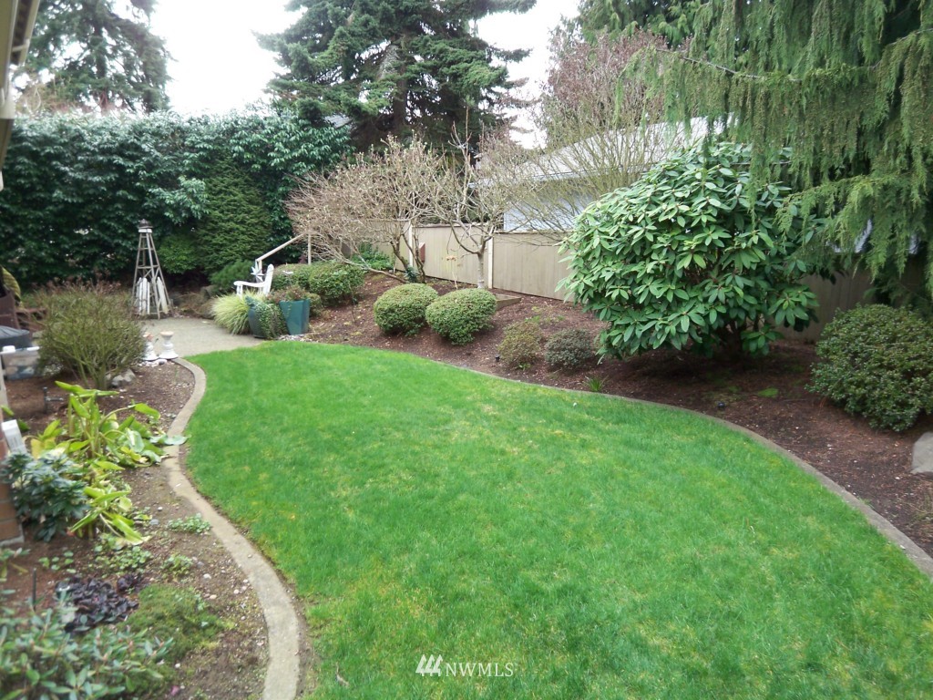 1018 4th Avenue South Edmonds, WA 98020 - Photo 3 of 3