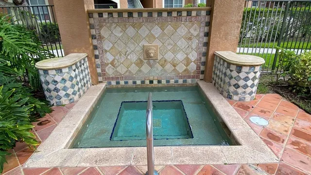 $2,295 | 4856 Highway 7, Unit 1304, Coconut Creek, FL 33073