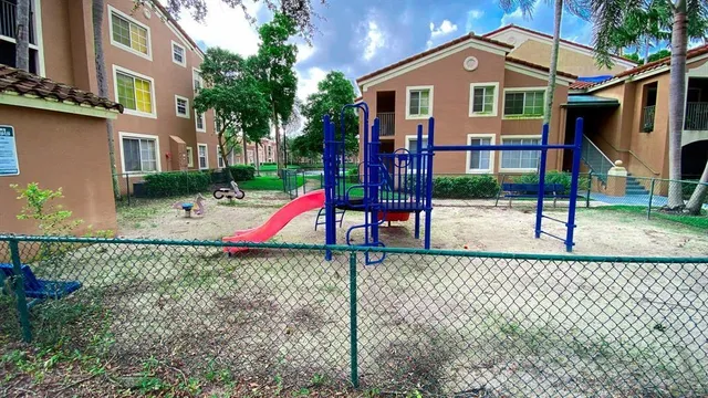 $2,295 | 4856 Highway 7, Unit 1304, Coconut Creek, FL 33073