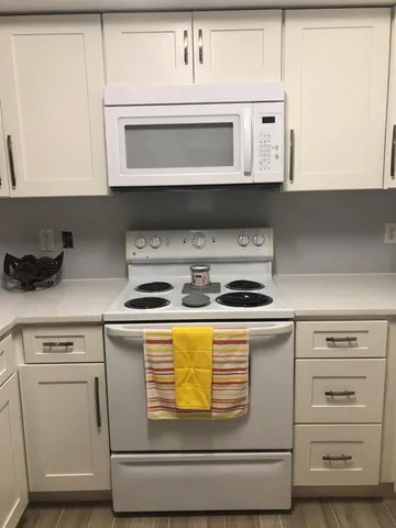 $2,295 | 4856 Highway 7, Unit 1304, Coconut Creek, FL 33073