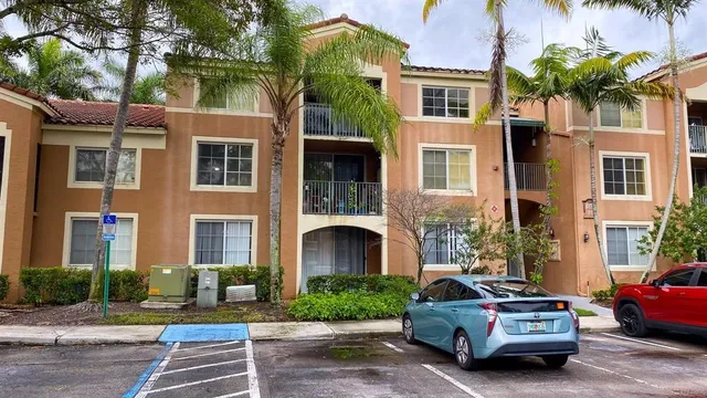 $2,295 | 4856 Highway 7, Unit 1304, Coconut Creek, FL 33073