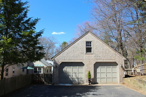 45 Smith Road Hingham, MA 02043 - Photo 2 of 12 Gallery Image 2