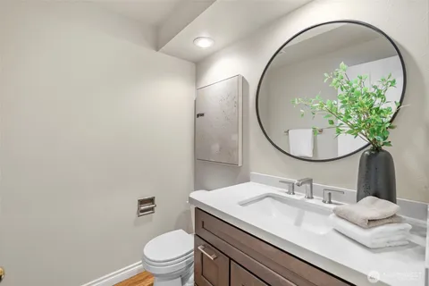 $899,000 | 15720 Southeast 184th Street, Renton, WA 98058
