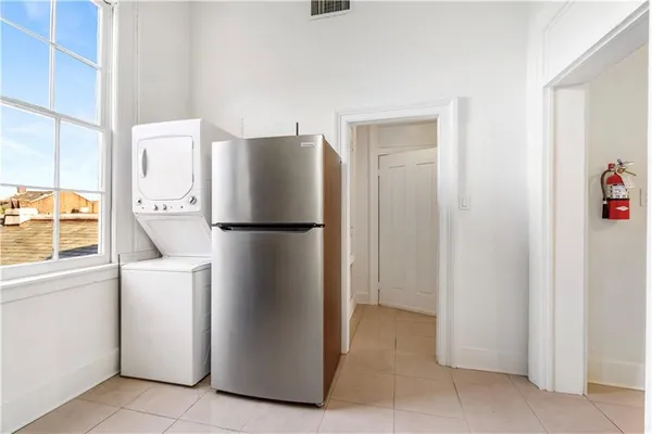 $2,500 | 623 Royal Street, Unit 3, New Orleans, LA 70130