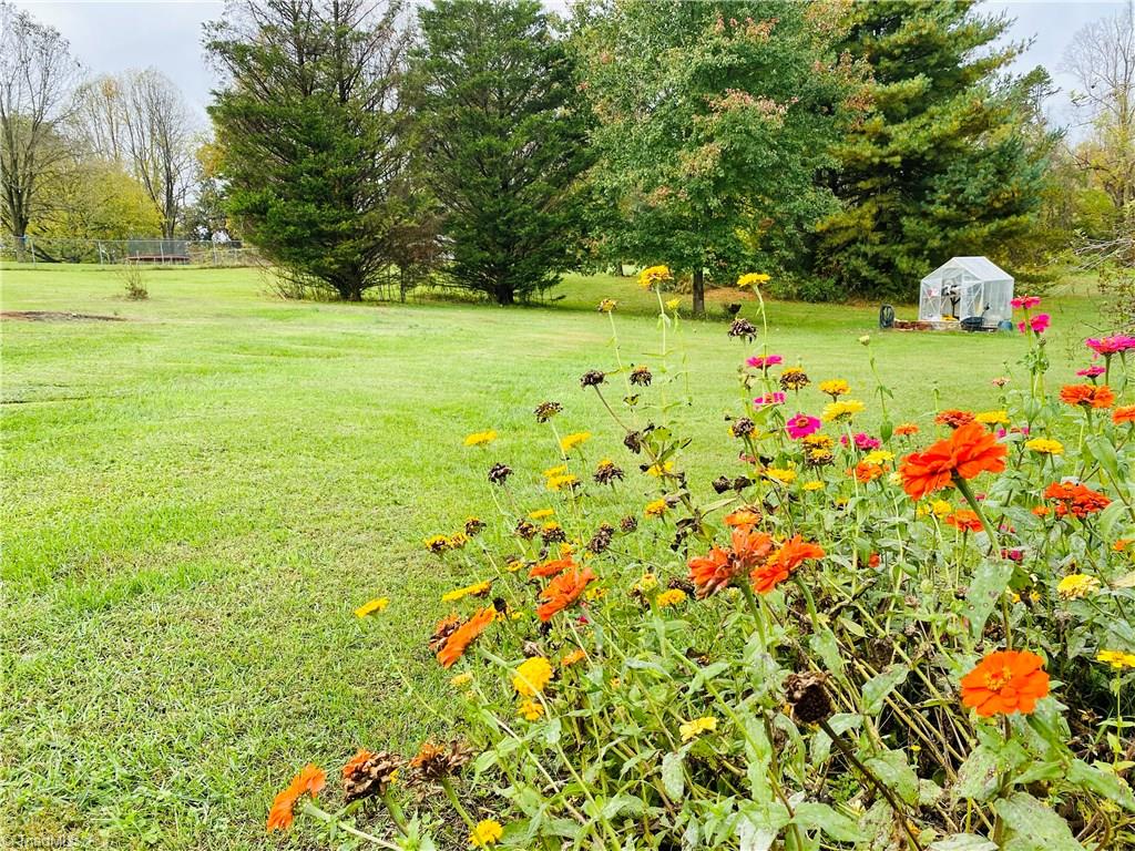5760 Rolling Meadows Road Randleman, NC 27317 - Photo 14 of 50 Gallery Image 14