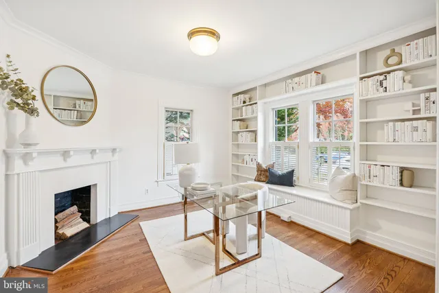 $2,375,000 | 3200 44th Street Northwest, Washington, DC 20016