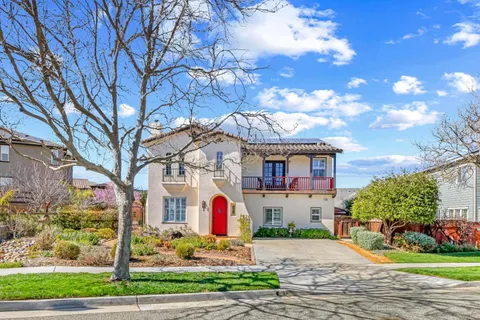 $1,099,999 | 2 Donner Street, San Juan Bautista, CA 95045