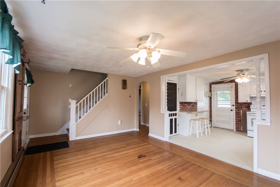 18 Carpathia Road Cranston, RI 02920 - Photo 5 of 33 Gallery Image 5
