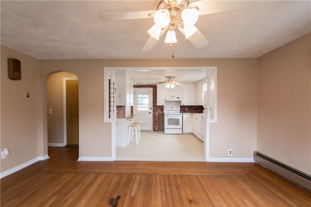 18 Carpathia Road Cranston, RI 02920 - Photo 6 of 33 Gallery Image 6