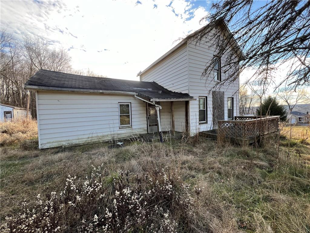 1430 Carlisle Road Transfer, PA 16154 - Photo 2 of 11 Gallery Image 2
