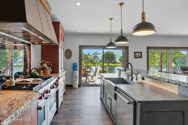 $1,075,000 | 530 Cottonwood Drive, St. Maries, ID 83861