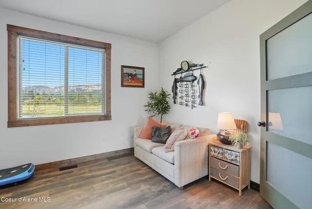 $1,075,000 | 530 Cottonwood Drive, St. Maries, ID 83861