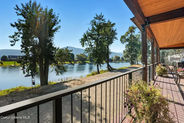 $1,075,000 | 530 Cottonwood Drive, St. Maries, ID 83861